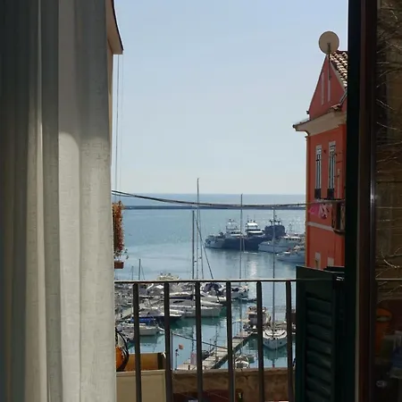 Ninina Boutique Bed & Breakfast