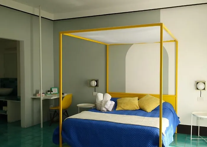 Ninina Boutique 3* Salerno